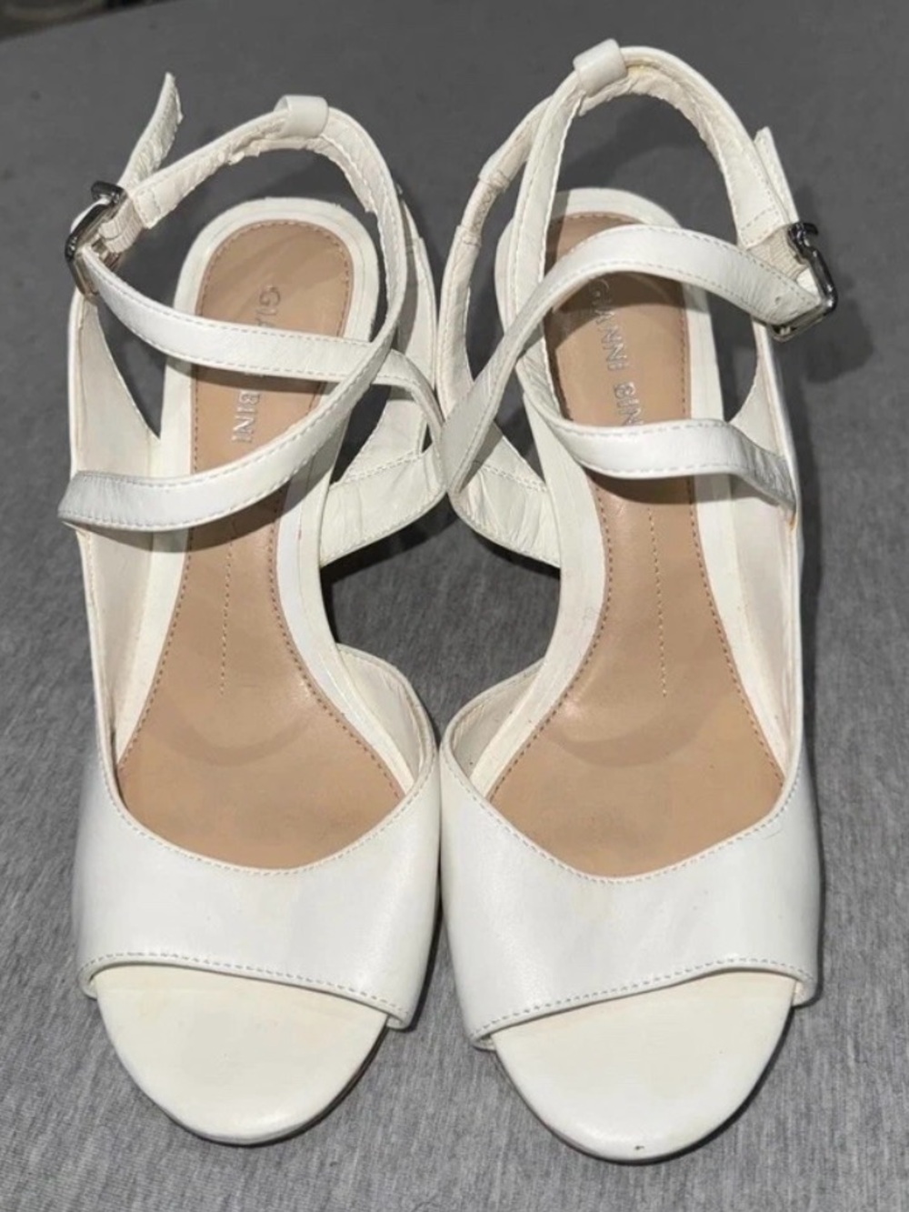 Gianni Bini White Strappy Ankle Buckle Sandals size 7.5